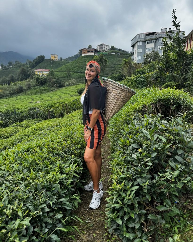 Pınar Altuğ Rize’ye geldi.