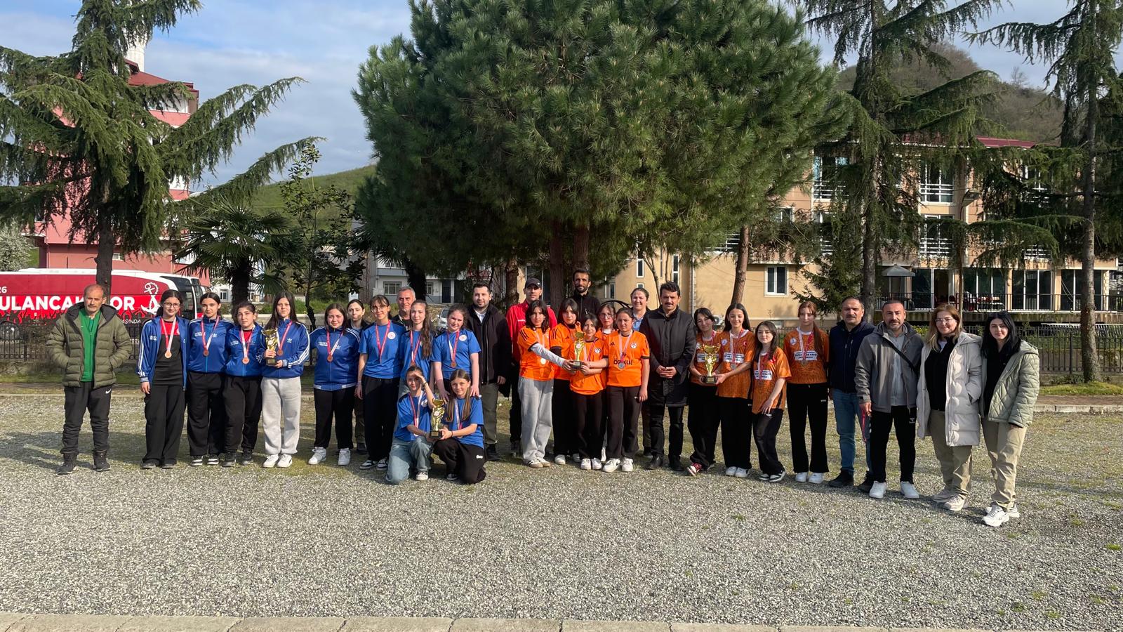 🏆 ŞAMPİYON ÇATAK İMAMHATİP ORTAOKULU!